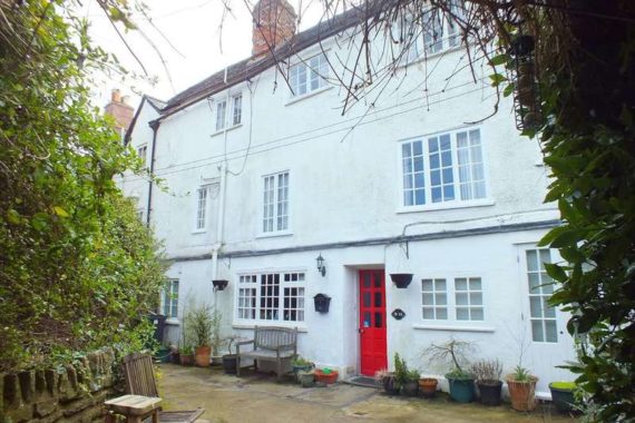 4 Bedroom Town House